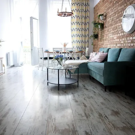 Na Lazarzu 7 * 포즈난