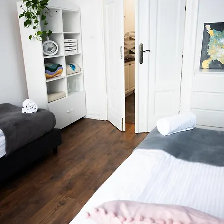 Lejlighed Na Lazarzu 7 *